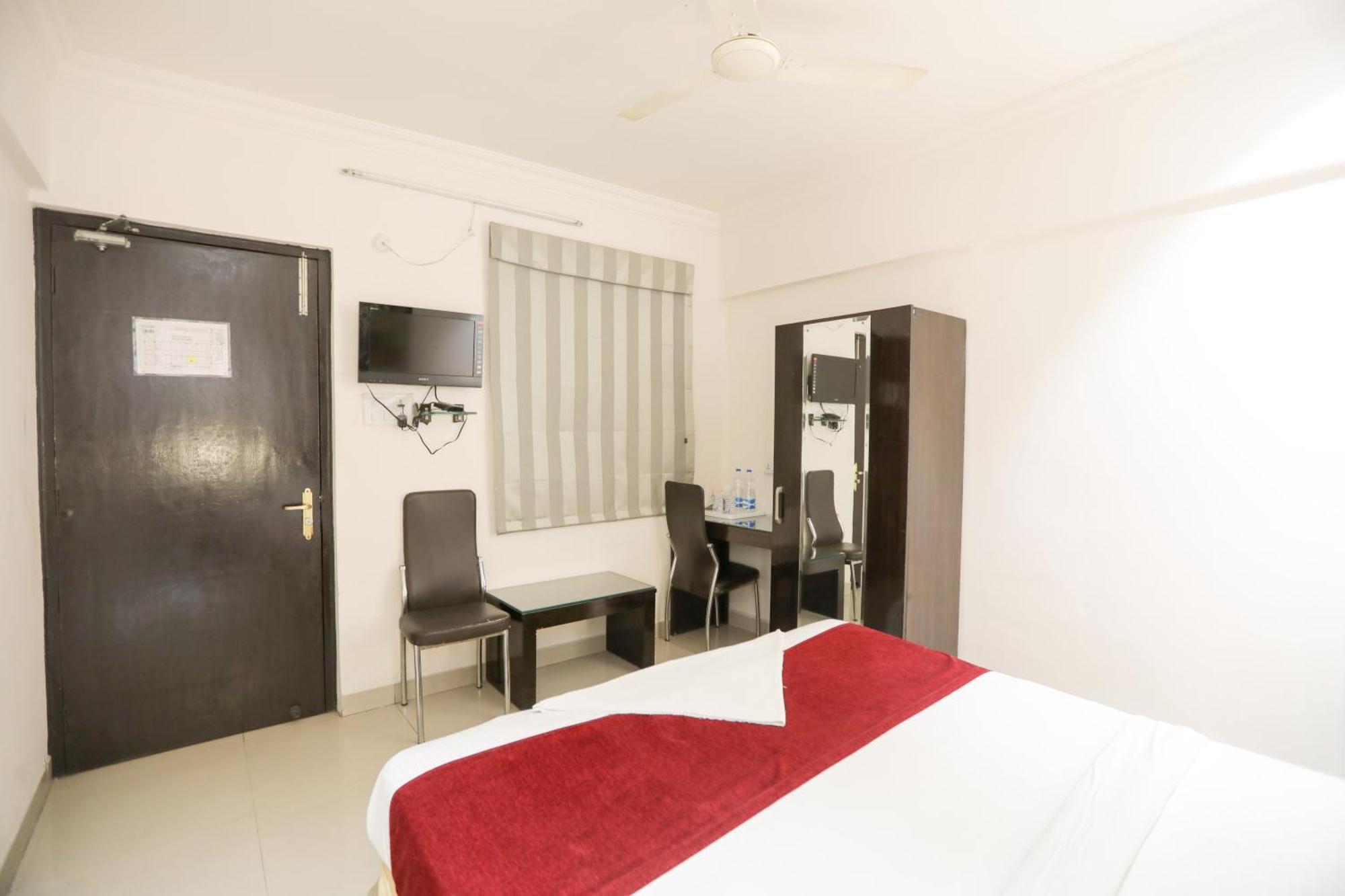 Anr Hotels Lucknow Eksteriør bilde