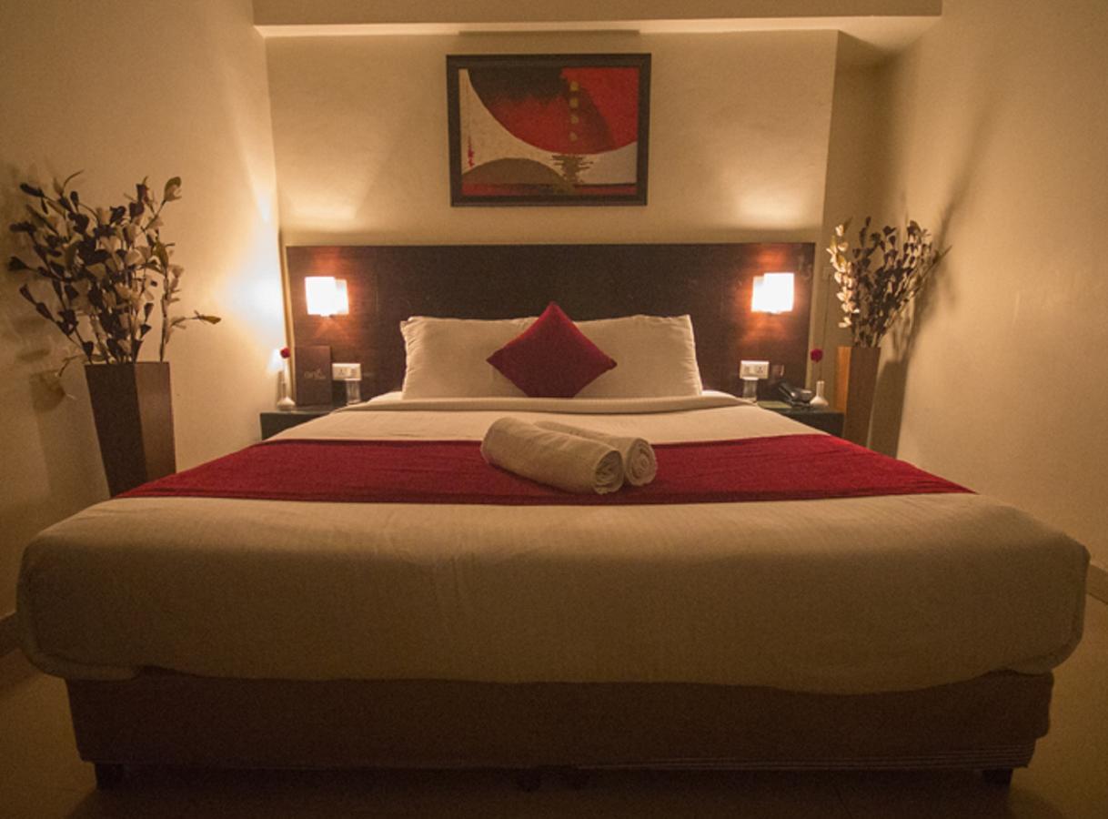 Anr Hotels Lucknow Eksteriør bilde